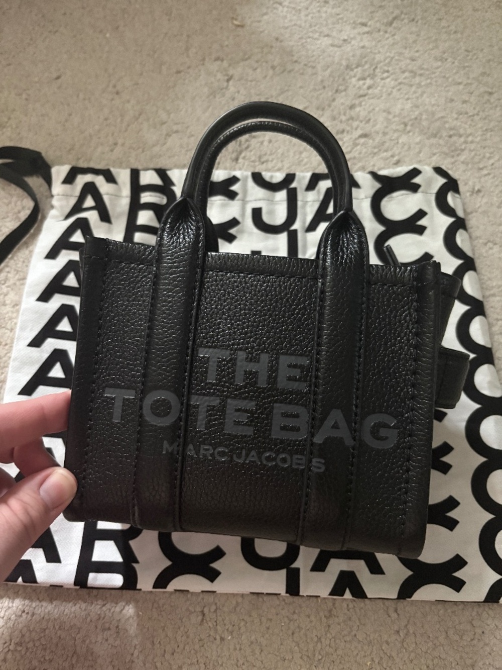 NWT RARE MARC JACOBS LEATHER CROSSBODY ‘THE TOTE BAG’ WITH DUST BAG